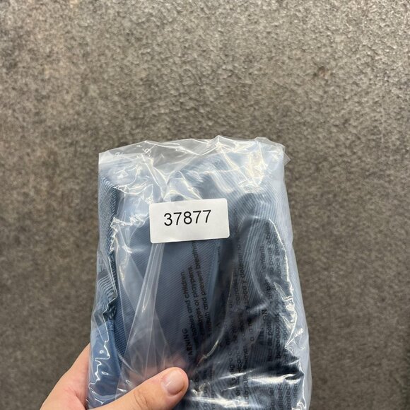 Under Armour Leggings Womens Large Blue Geometric Print Capri Gym Workout - Picture 10 of 10